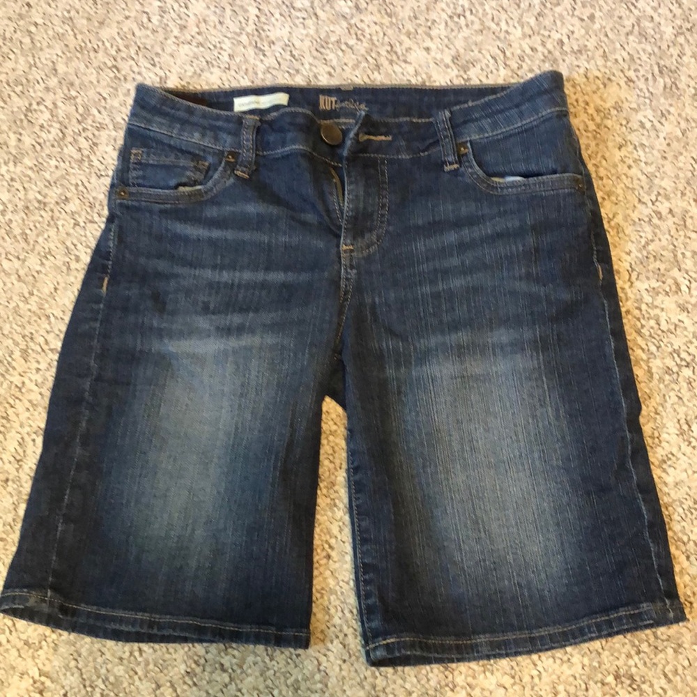 Boyfriend Short